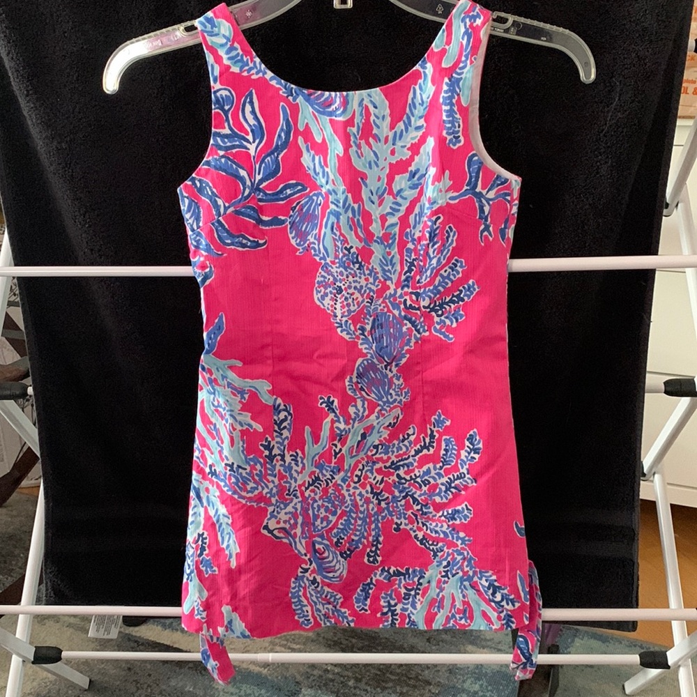 Lilly pulitzer lined sundress / perfect for festive parties size 7